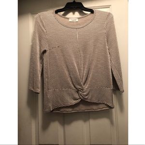 COPY - Brown front knot top size large exclusive one
